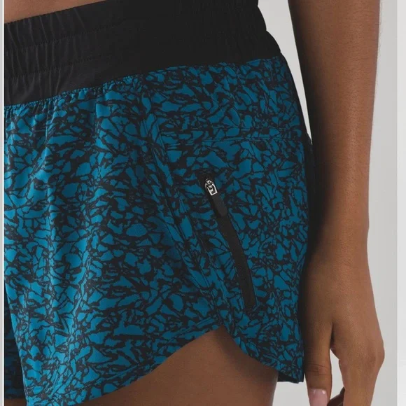 Lululemon Tracker Short - Picture 5 of 6